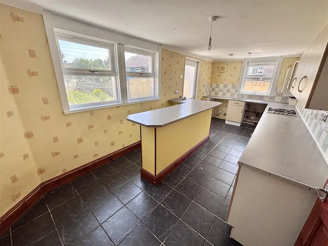 Cheviot Road, Newquay, photo 2