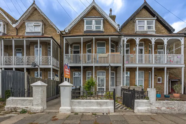 Ethelbert Road, Birchington, CT7, photo 2