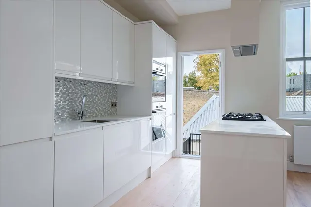 Photo 2 — Clifton Hill, St. John's Wood, London, NW8 0JT