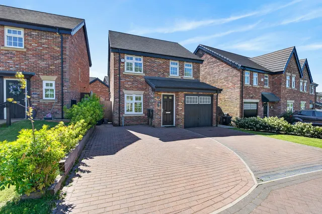 Goldcrest Drive, Broughton, Preston, Lancashire, PR3 5BJ, photo 1