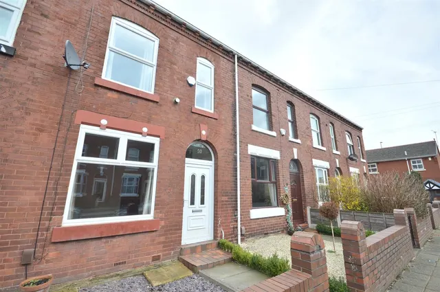 Elm Grove, Sale, photo 1