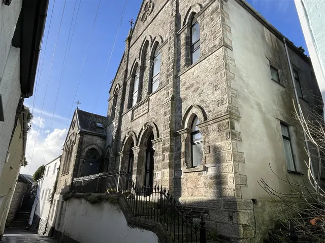North Street, Fowey, photo 1