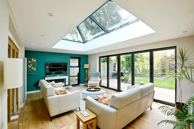 Beech Grove, Midhurst, GU29, photo 2