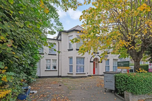 2 bedroom flat — Norfolk Road, Ilford, IG3 8LH