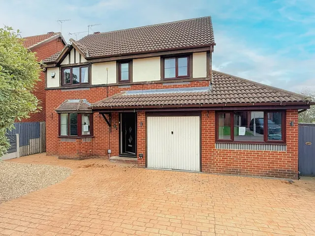 Sheridan Way, Pudsey, LS28, photo 1