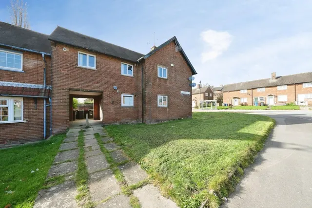 Lowedges Drive, Lowedges, Sheffield, S8 7LT, photo 1