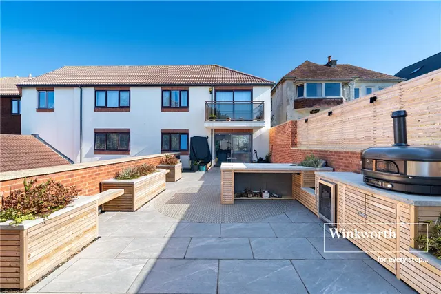 Sea Road, Boscombe, BH5, photo 1