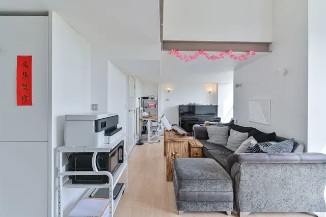Photo 2 — Flat 176, Building 22, Cadogan Road, London