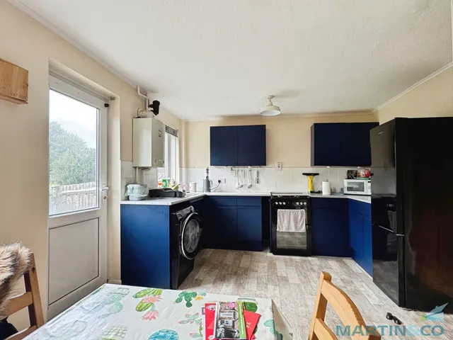 Rothbrook Drive, Kennington, TN24, photo 3