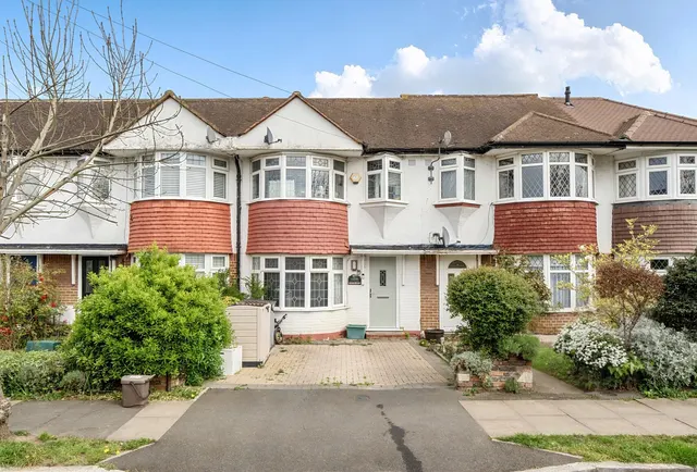 Aragon Road, Morden, SM4 4QQ, photo 1