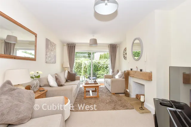 Rowplatt Lane, Felbridge, RH19, photo 2