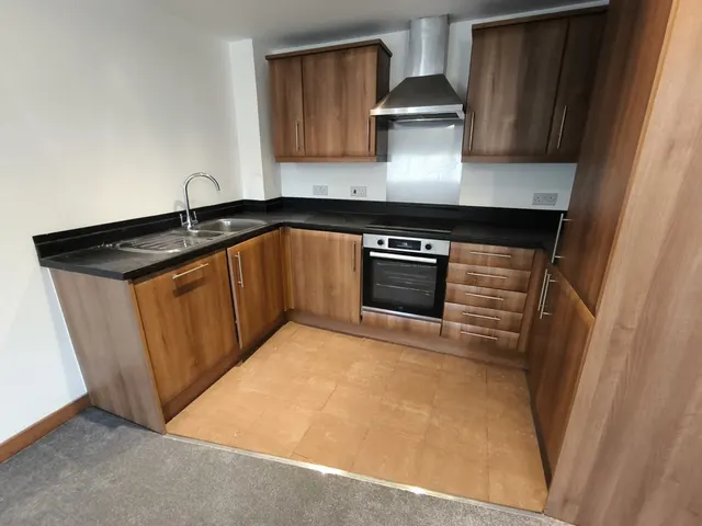 Photo 2 — Weir Court, Canterbury