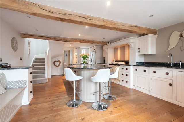 The Green, Twickenham, TW2, photo 2