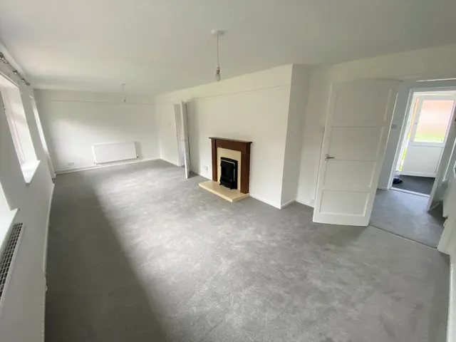 Boscobel Road, Buntingsdale, photo 3