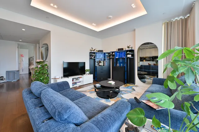 Photo 2 — Flat 7.02, 1 Lillie Square, London