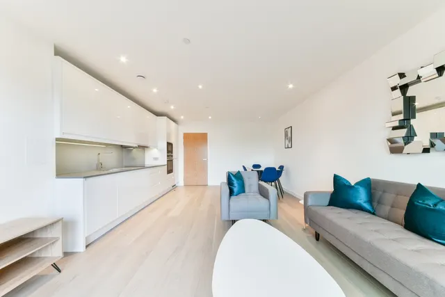 Thonrey Close, Colindale, NW9, photo 2