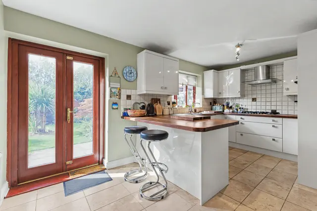 Millers Bank, Broom, B50, photo 3