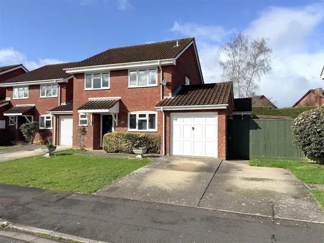 Wyville Road, Frome, Somerset BA11 2BS, photo 1