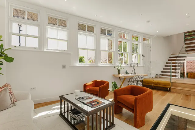 Lexham Mews, Kensington, W8, photo 3