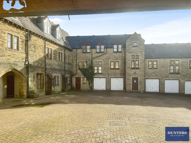 Chester Road, Boothtown, HX3, photo 1