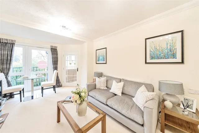 Leatherhead Road, Ashtead, KT21, photo 3
