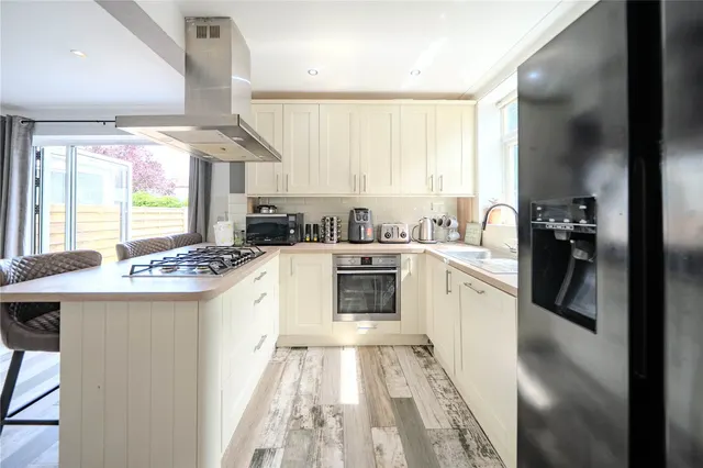 Buckstone Grove, Leeds, LS17, photo 3