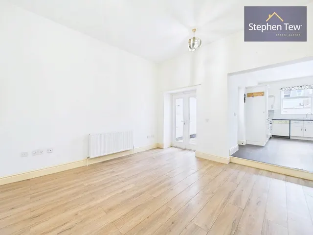 Crystal Road, Blackpool, FY1, photo 2