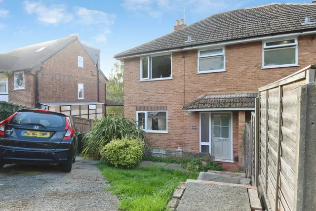 Carrington Road, High Wycombe, HP12, photo 1