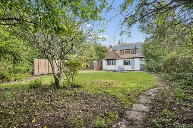 West End Lane, Pinner, HA5, photo 3