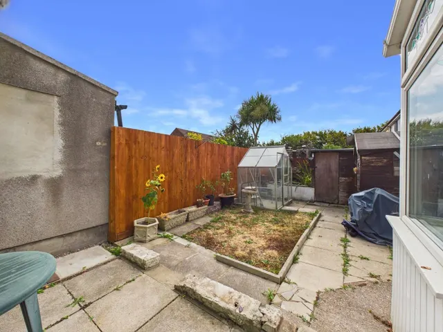 Locking Road, Weston-Super-Mare, BS23, photo 2