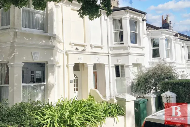 Chester Terrace, Brighton BN1 6GB, photo 1