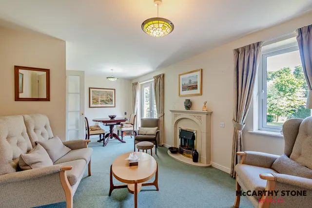 North Road, Retford, DN22, photo 1