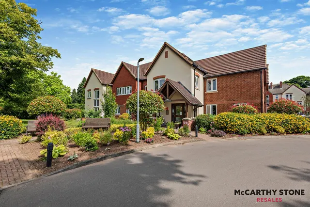 North Road, Retford, DN22, photo 2