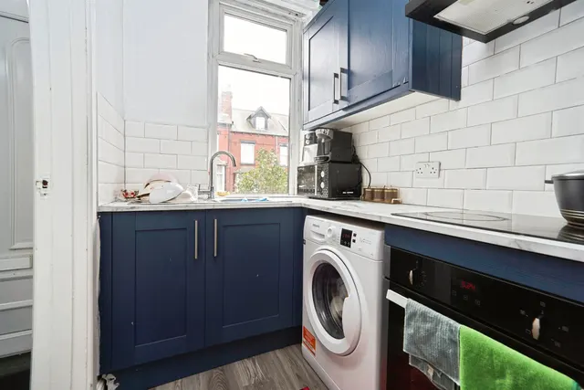 Ashton Avenue, Leeds, LS8, photo 3