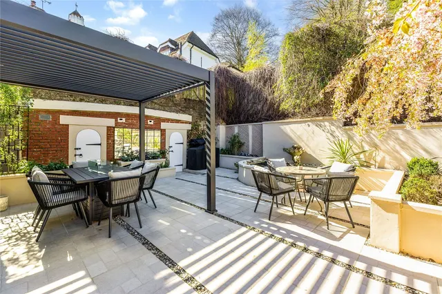 Kingston Vale, London, SW15, photo 1