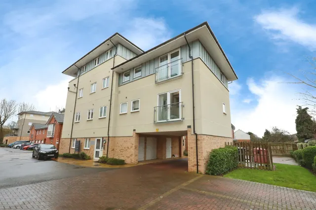 Tatler Close, Warwick, photo 1