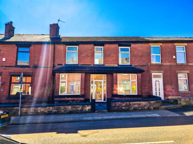 Knowles Street, Radcliffe, M26, photo 1