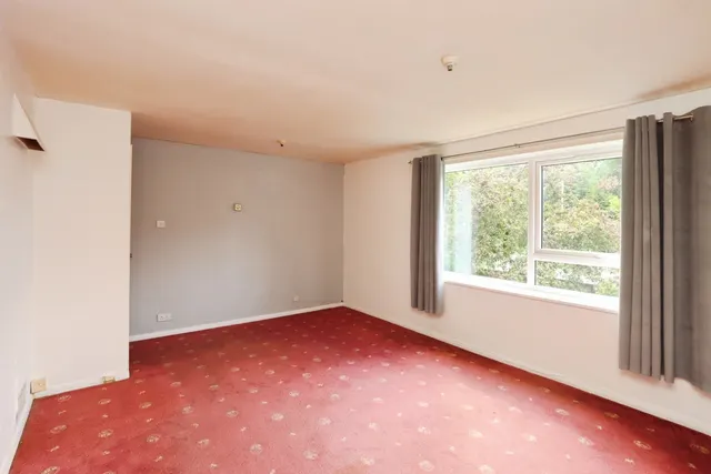 Photo 2 — Park Grange Croft, Sheffield, South Yorkshire, S2