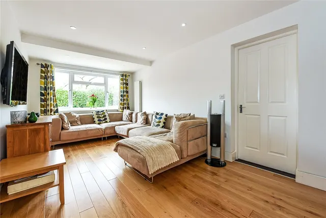 Athelstan Road, Winchester, SO23, photo 2