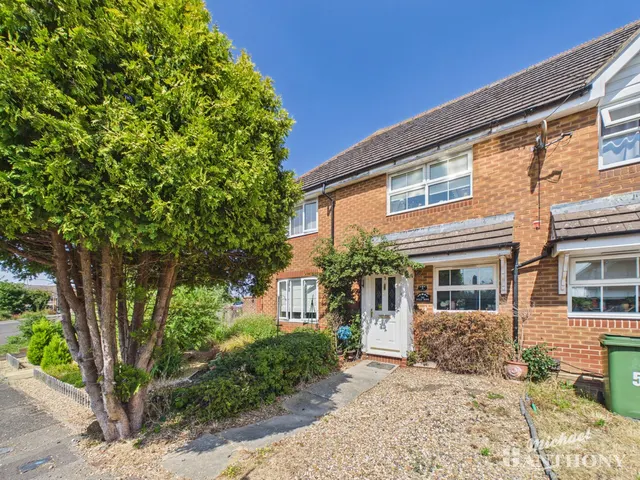 Bowler Road, Aylesbury, HP21, photo 1