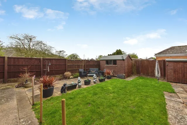 Photo 3 — Gardenfield, Skellingthorpe, Lincoln, Lincolnshire, LN6