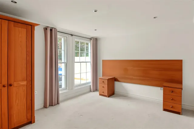 Town street, Bramcote, NG9, photo 2