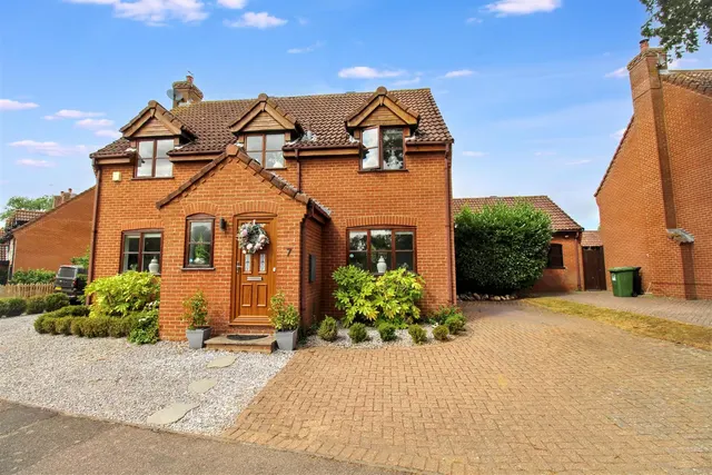 Eagle Road, Erpingham, NR11, photo 1