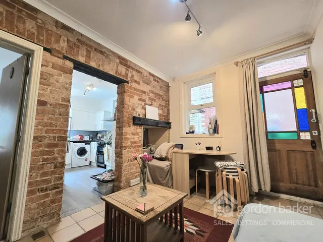 Photo 2 — Charminster Road, Bournemouth, BH8 9QT