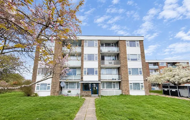 Fletching Road, Eastbourne, BN22 9DX, photo 1