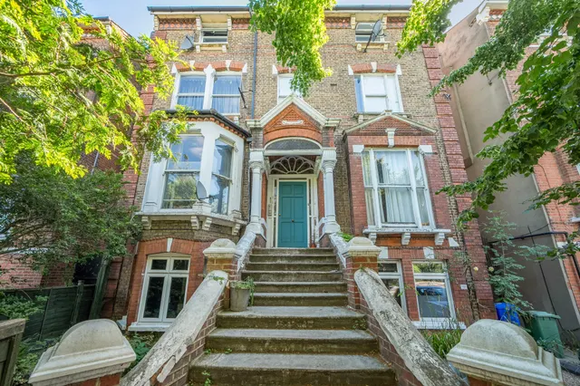 555b Lordship Lane, London, photo 1