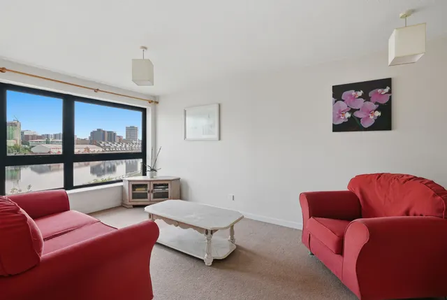 Mavisbank Gardens, Glasgow, G51, photo 3