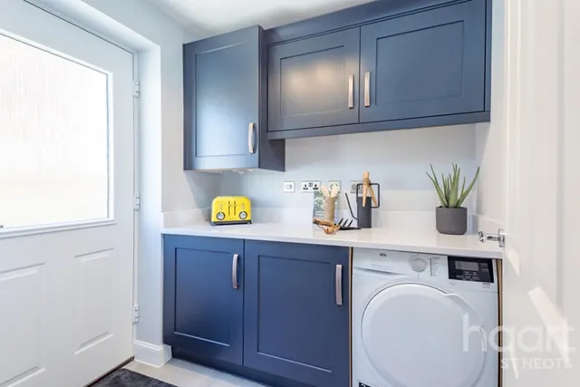 Nuffield Road, St. Neots, PE19, photo 3
