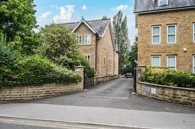 Grove Road, Headingley, LS6, photo 1