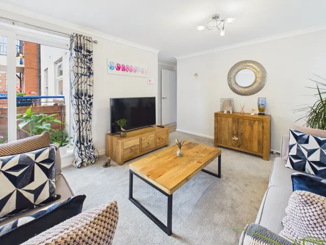 Grenville Court, Waverley Wharf, photo 1